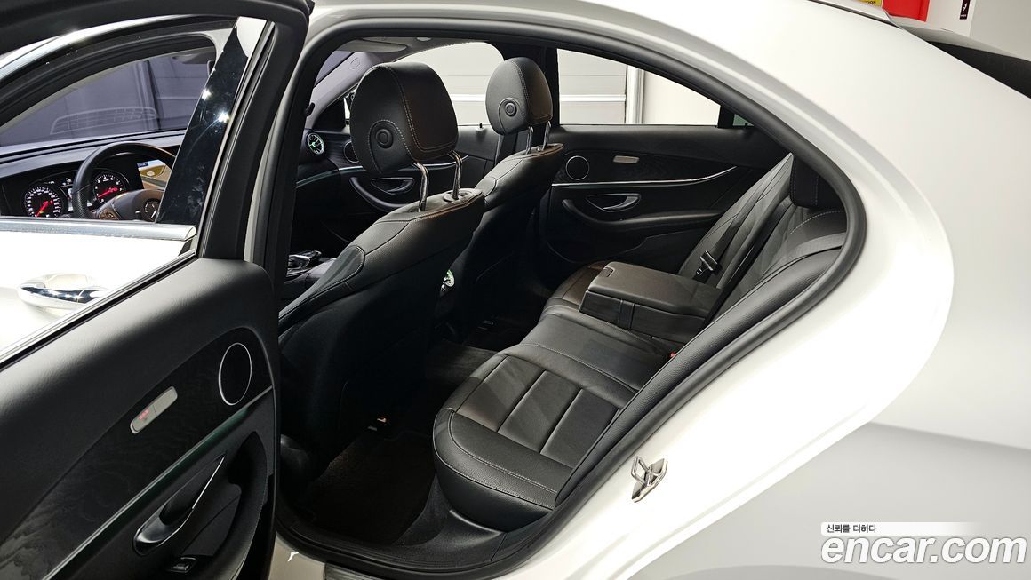 Mercedes-Benz E-Class 2018