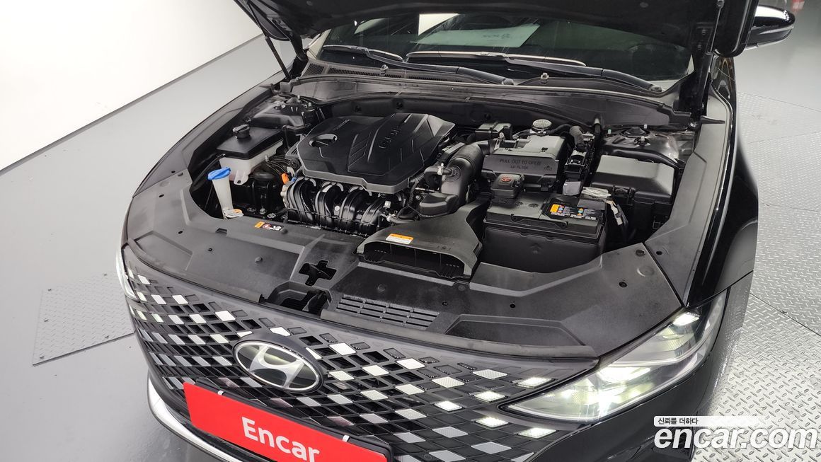 Hyundai Grandeur 2022