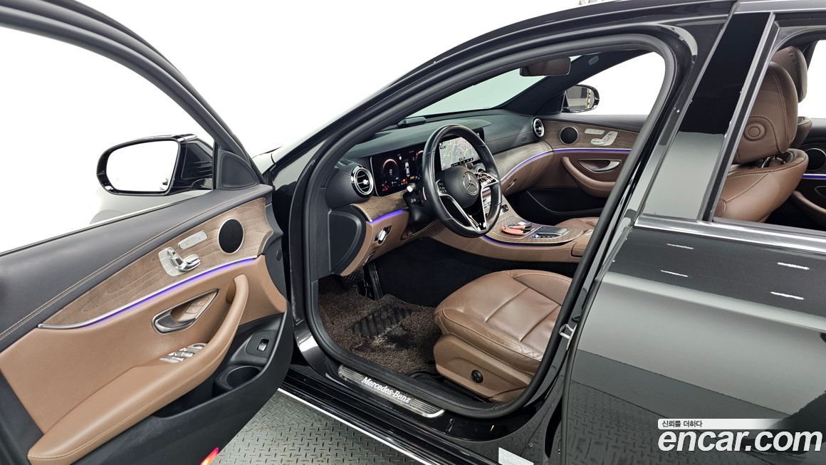 Mercedes-Benz E-Class 2021