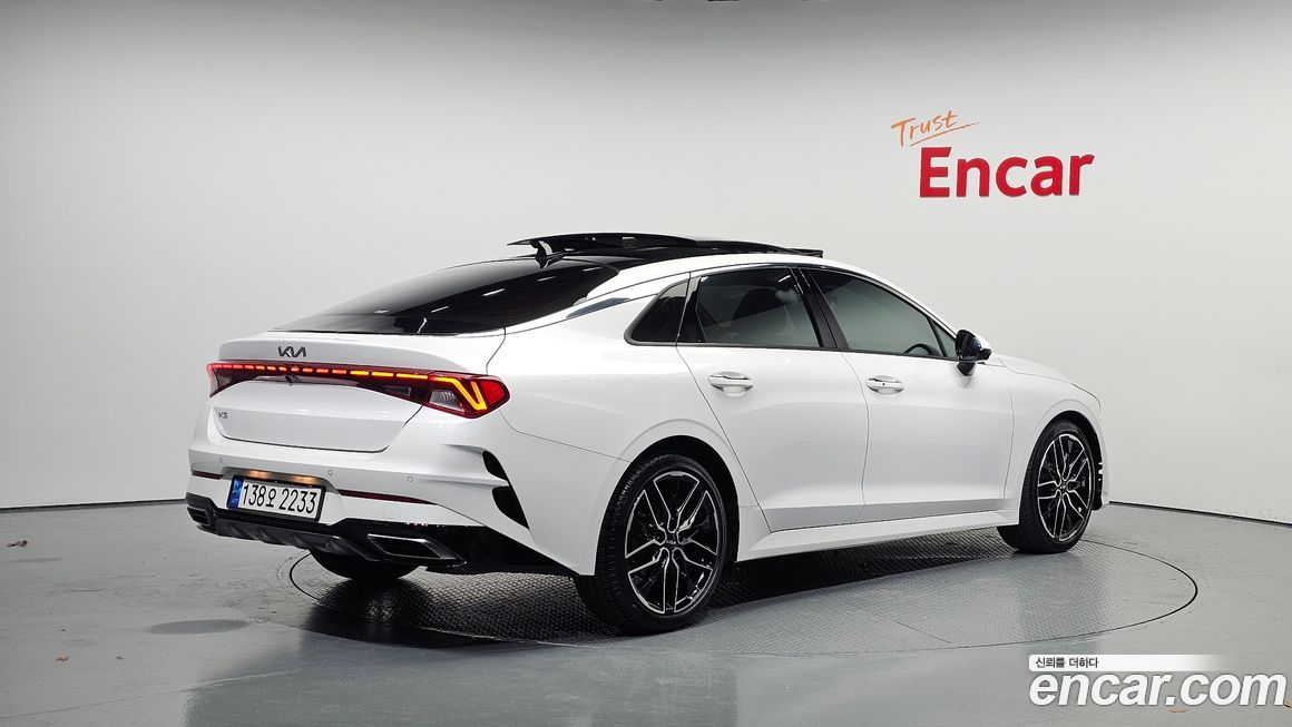 Kia K5 2023