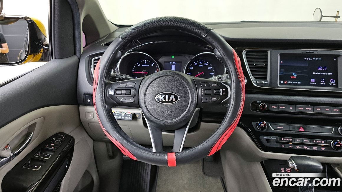 Kia Canival 2019