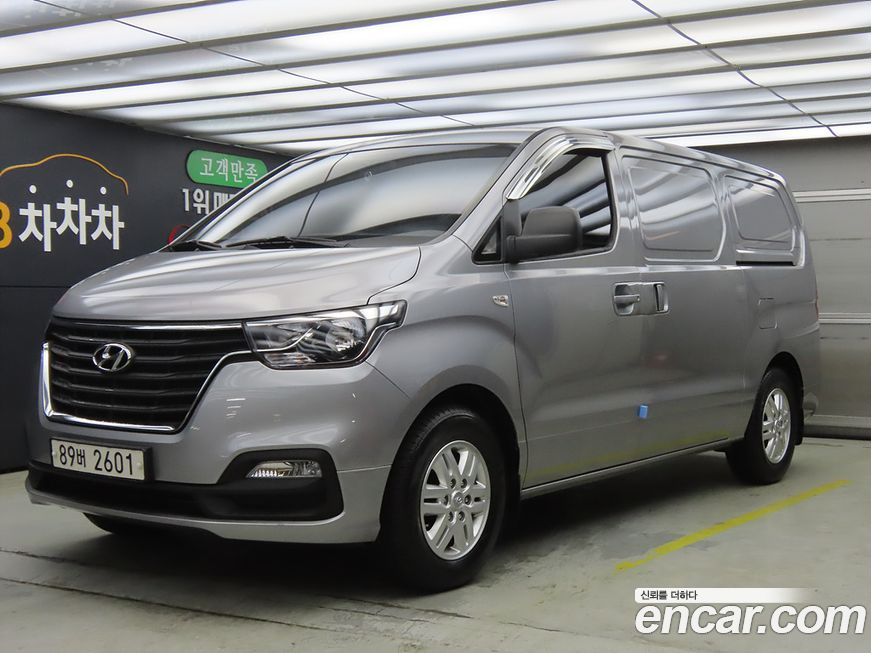Hyundai Starex 2021