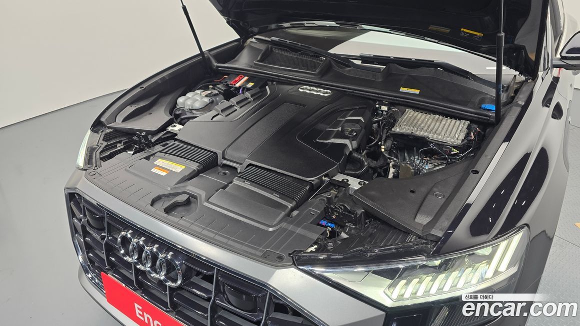 Audi Q8 2020