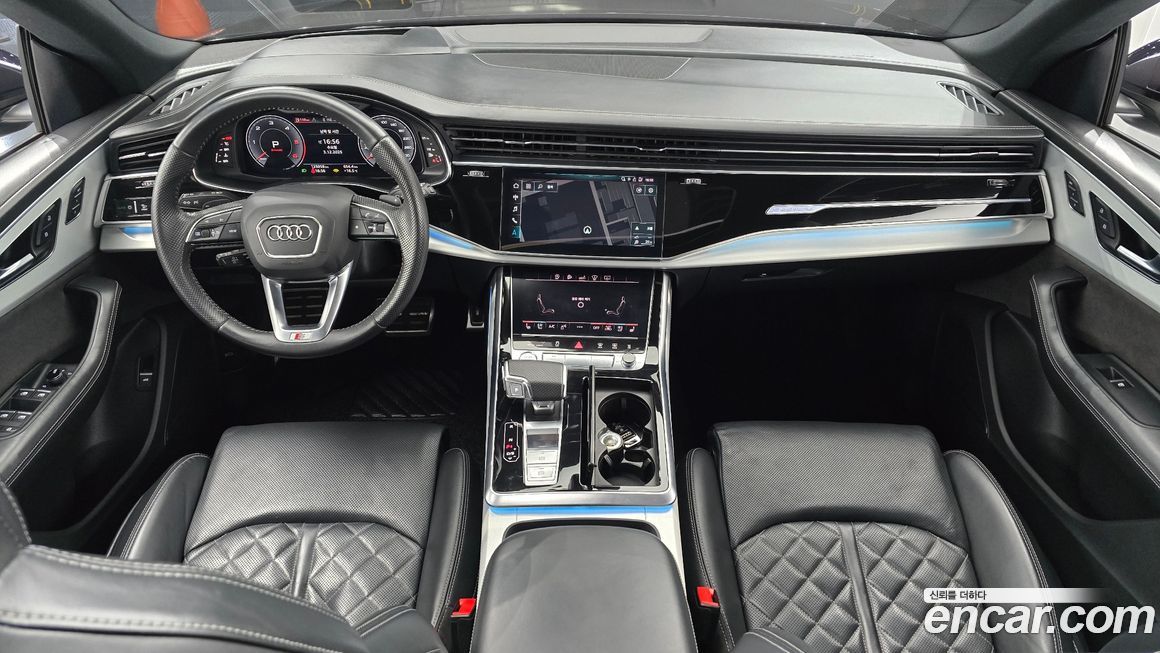 Audi Q8 2020