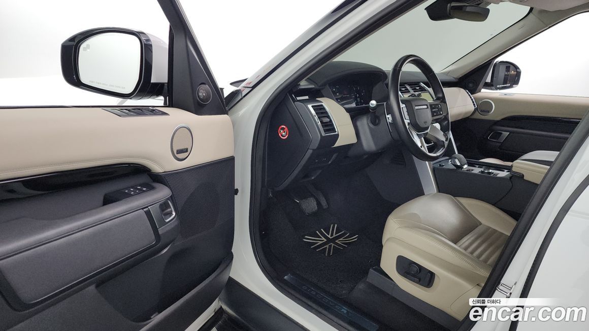 Land Rover Discovery 2022