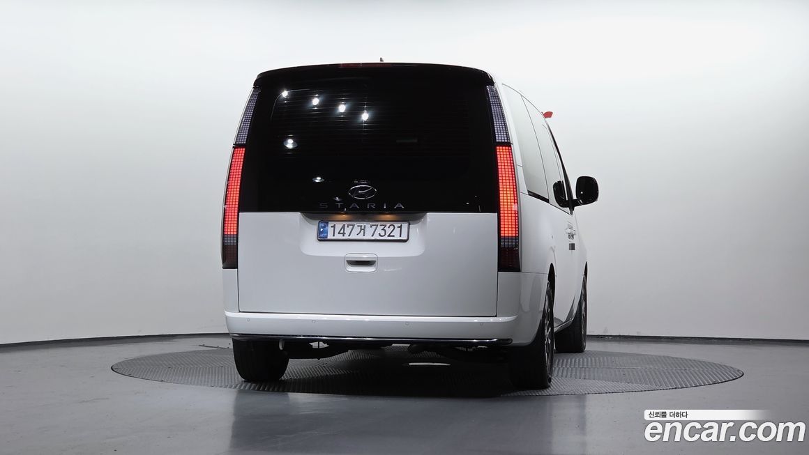 Hyundai Staria 2024