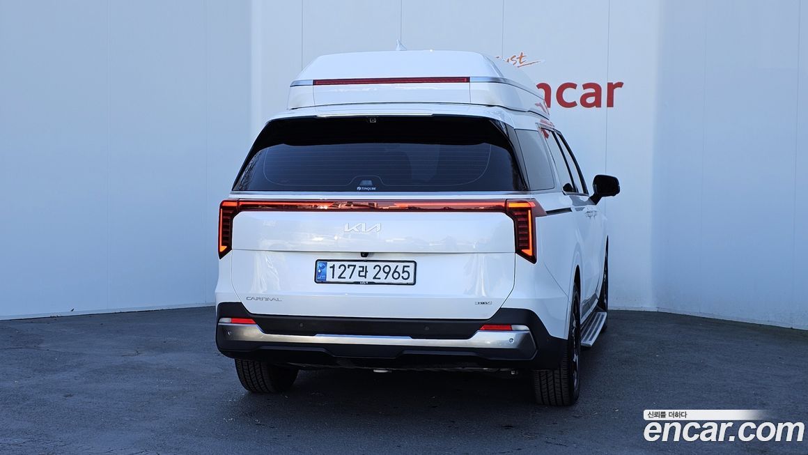 Kia Canival 2025