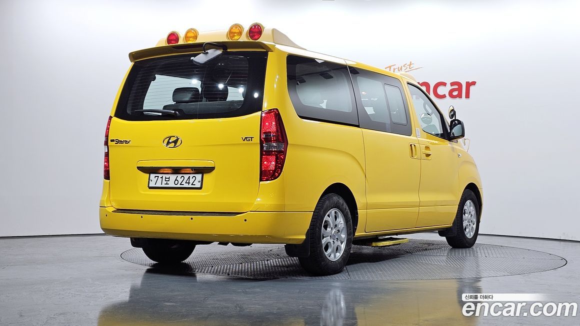 Hyundai Starex 2016