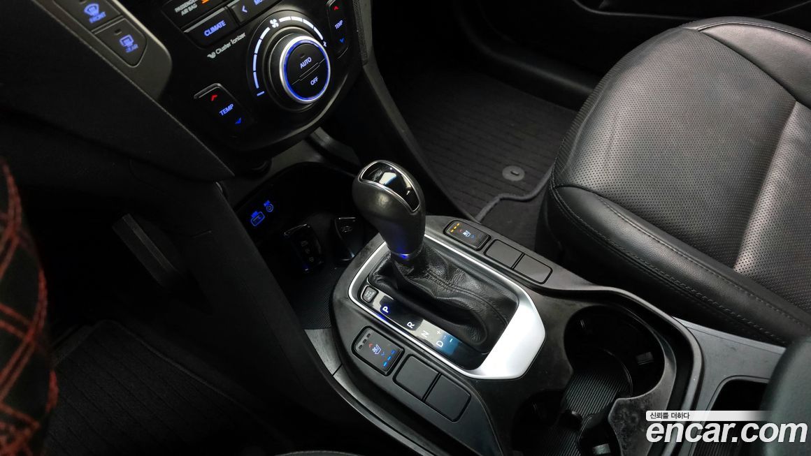 Hyundai Santafe 2016