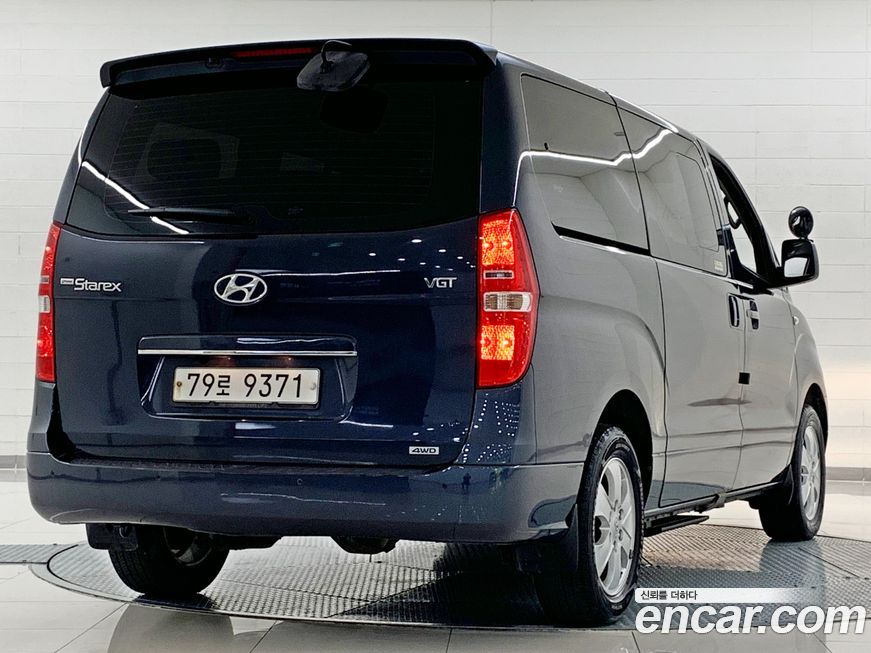 Hyundai Starex 2016