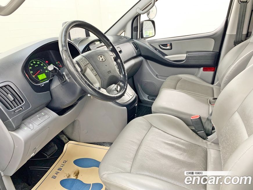 Hyundai Starex 2016