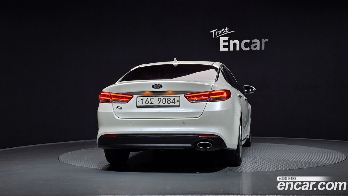 Kia K5 2016