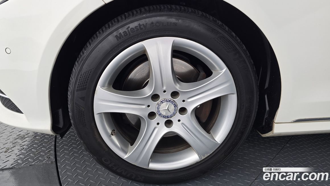 Mercedes-Benz E-Class 2014