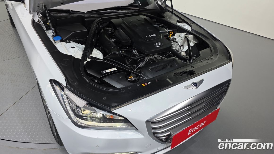 Hyundai Genesis 2015