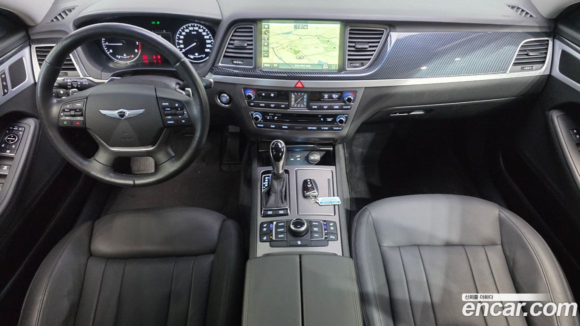 Hyundai Genesis 2015