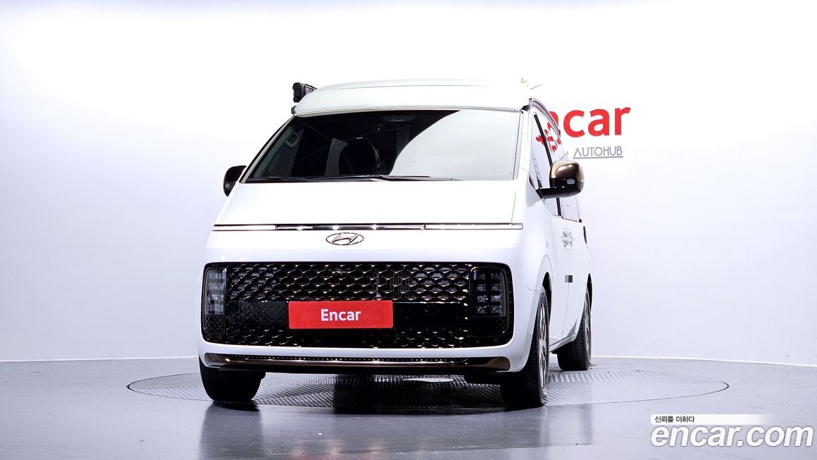 Hyundai Staria 2023
