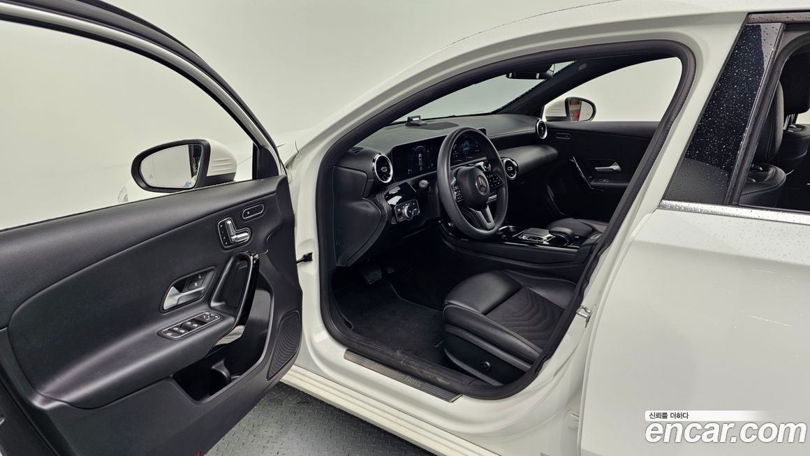 Mercedes-Benz A-Class 2019