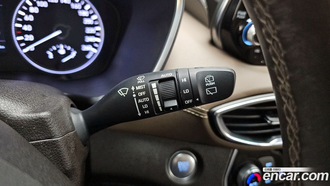 Hyundai Santafe 2020