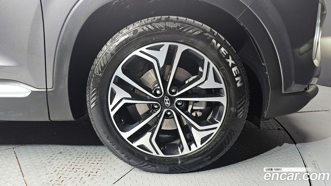 Hyundai Santafe 2020