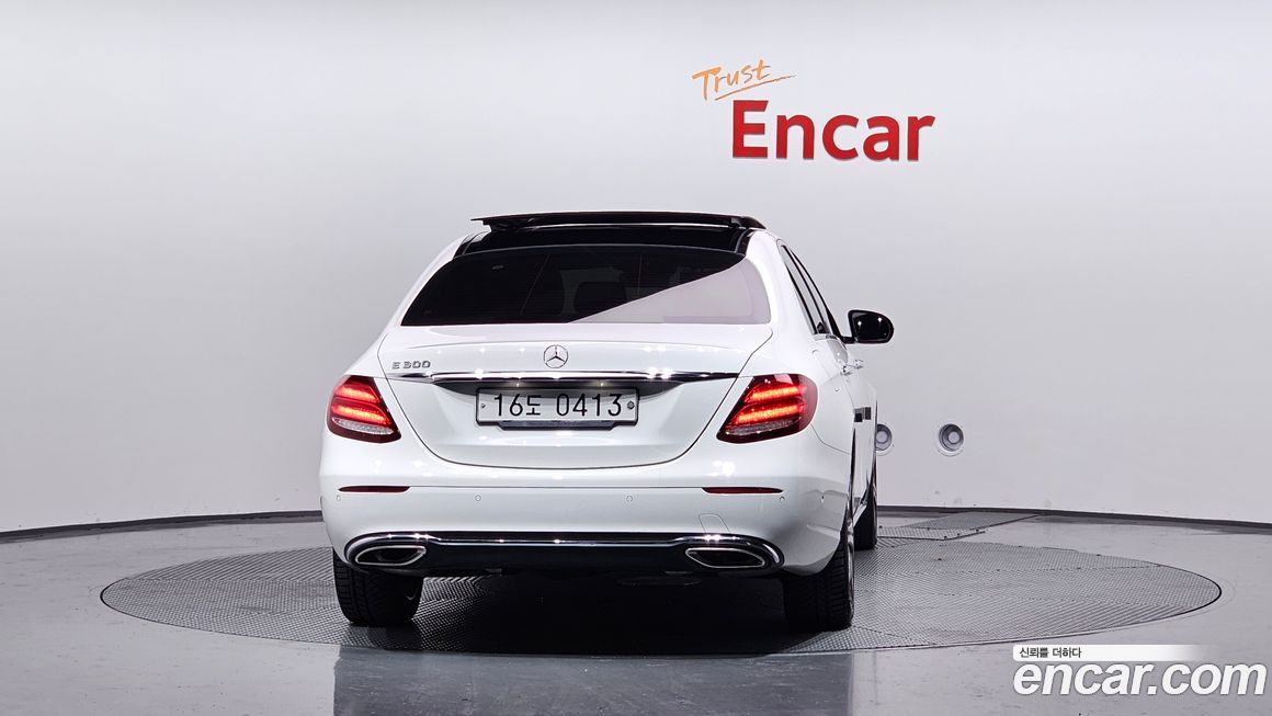 Mercedes-Benz E-Class 2017