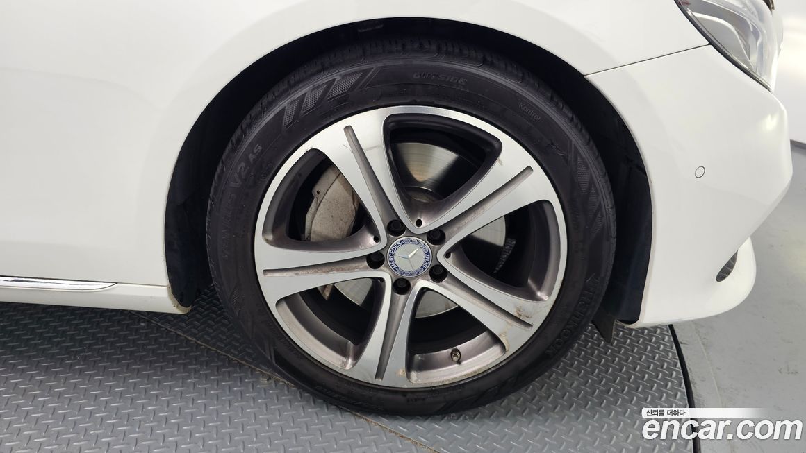 Mercedes-Benz E-Class 2017