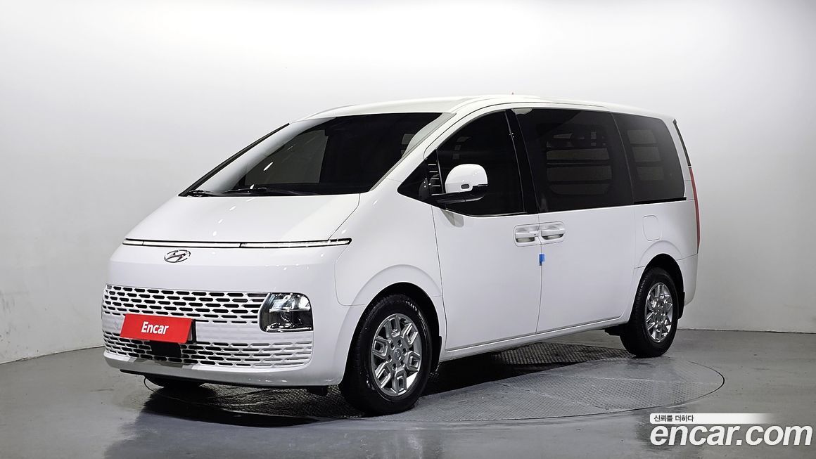 Hyundai Staria 2024