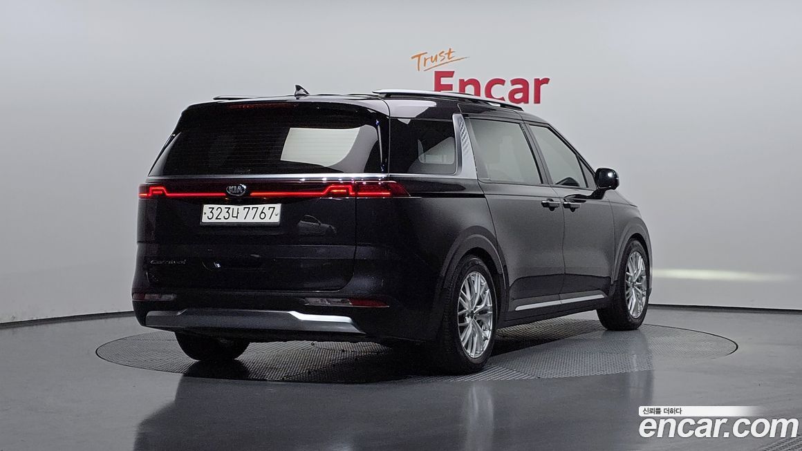 Kia Canival 2021