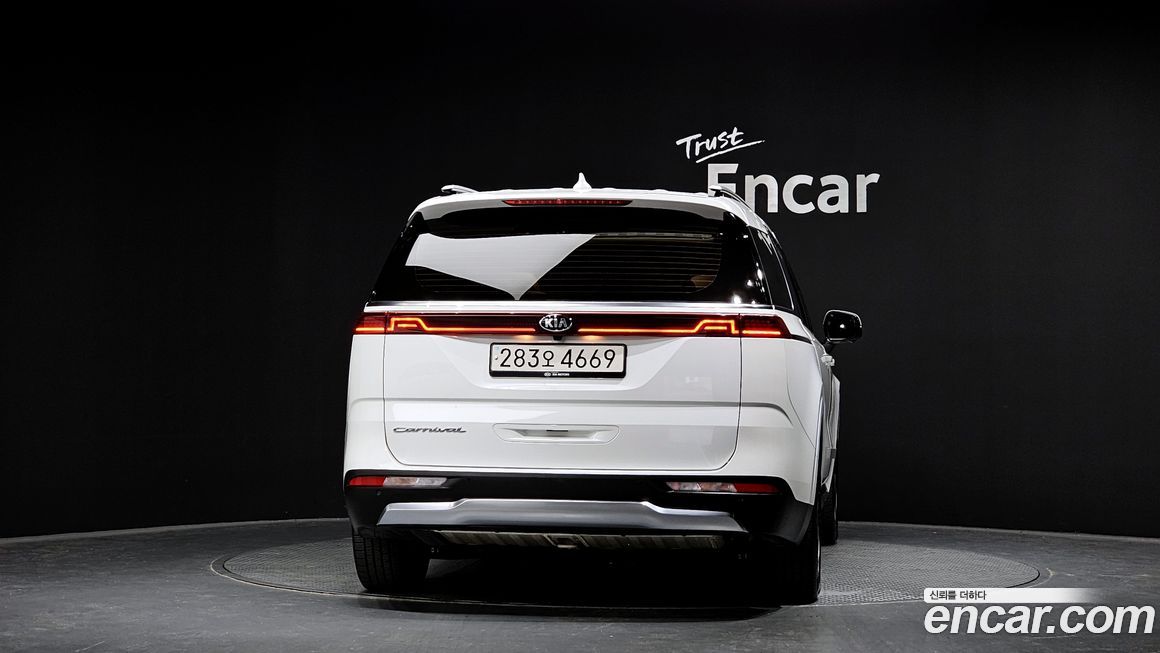 Kia Canival 2021