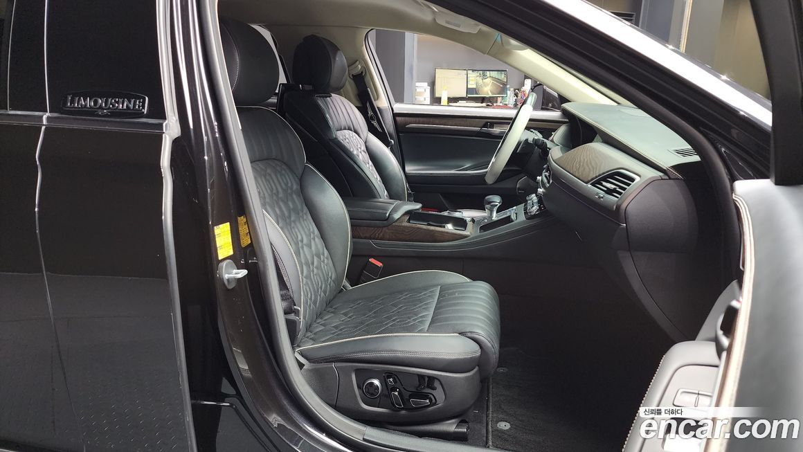 Genesis G90 2019