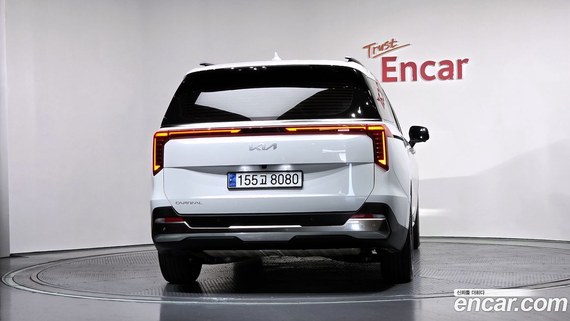 Kia Canival 2025