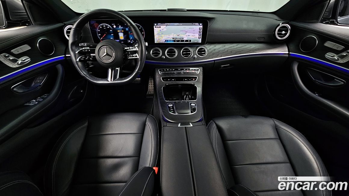 Mercedes-Benz E-Class 2021