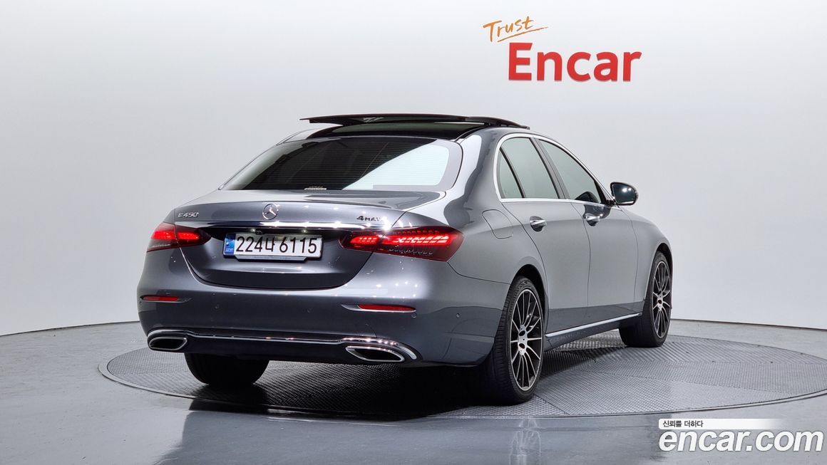 Mercedes-Benz E-Class 2021