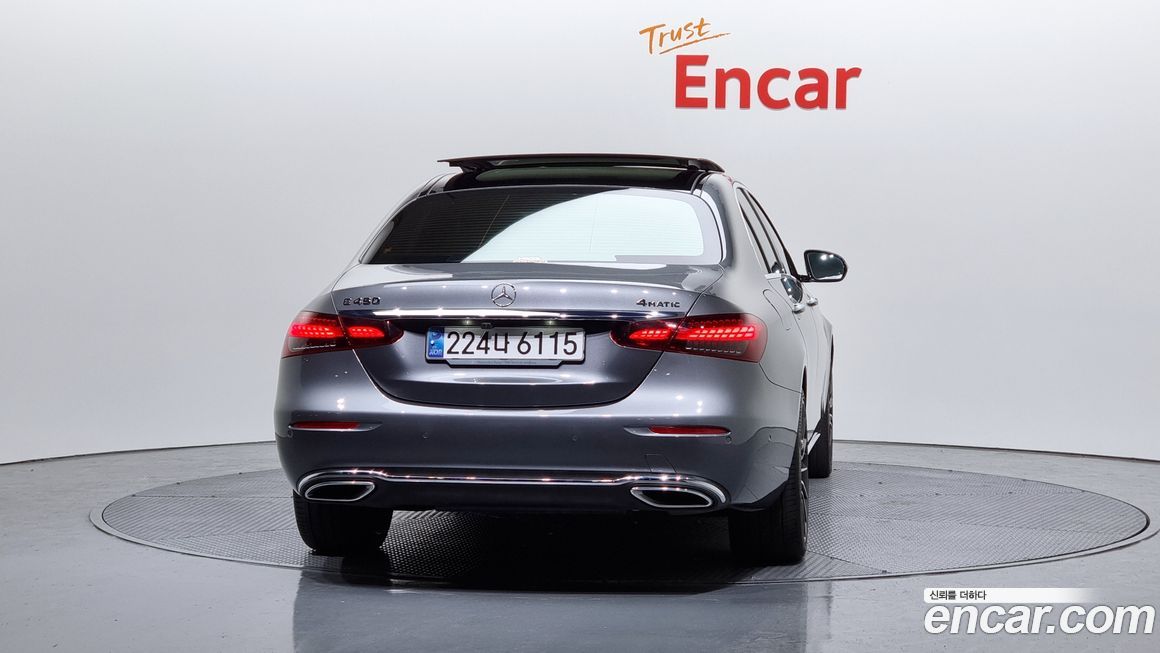 Mercedes-Benz E-Class 2021