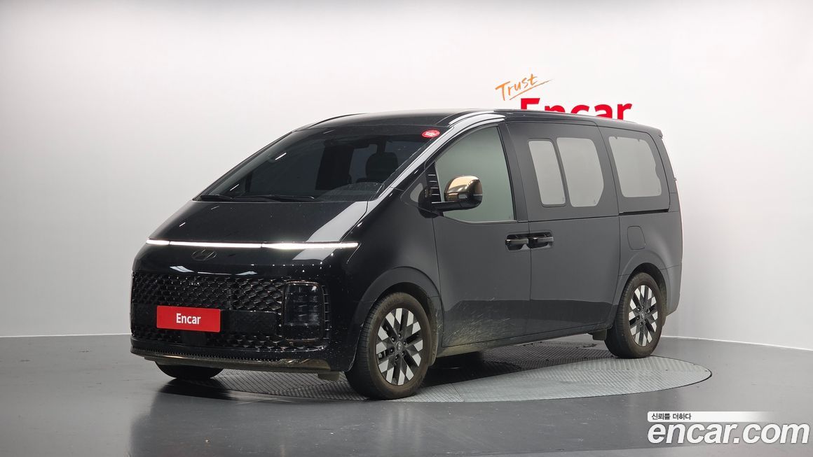 Hyundai Staria 2025
