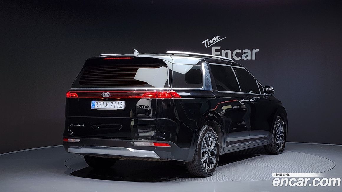 Kia Canival 2021