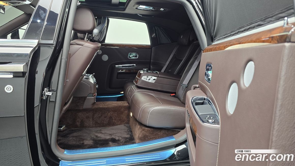 Rolls-Royce Ghost 2020