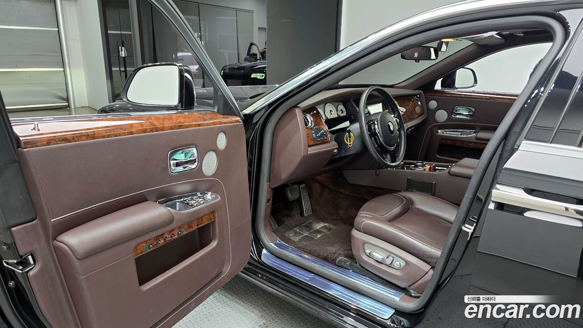 Rolls-Royce Ghost 2020