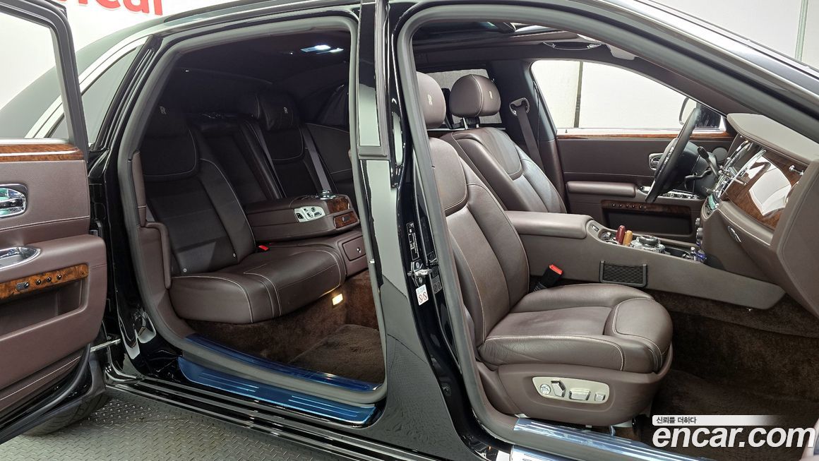 Rolls-Royce Ghost 2020