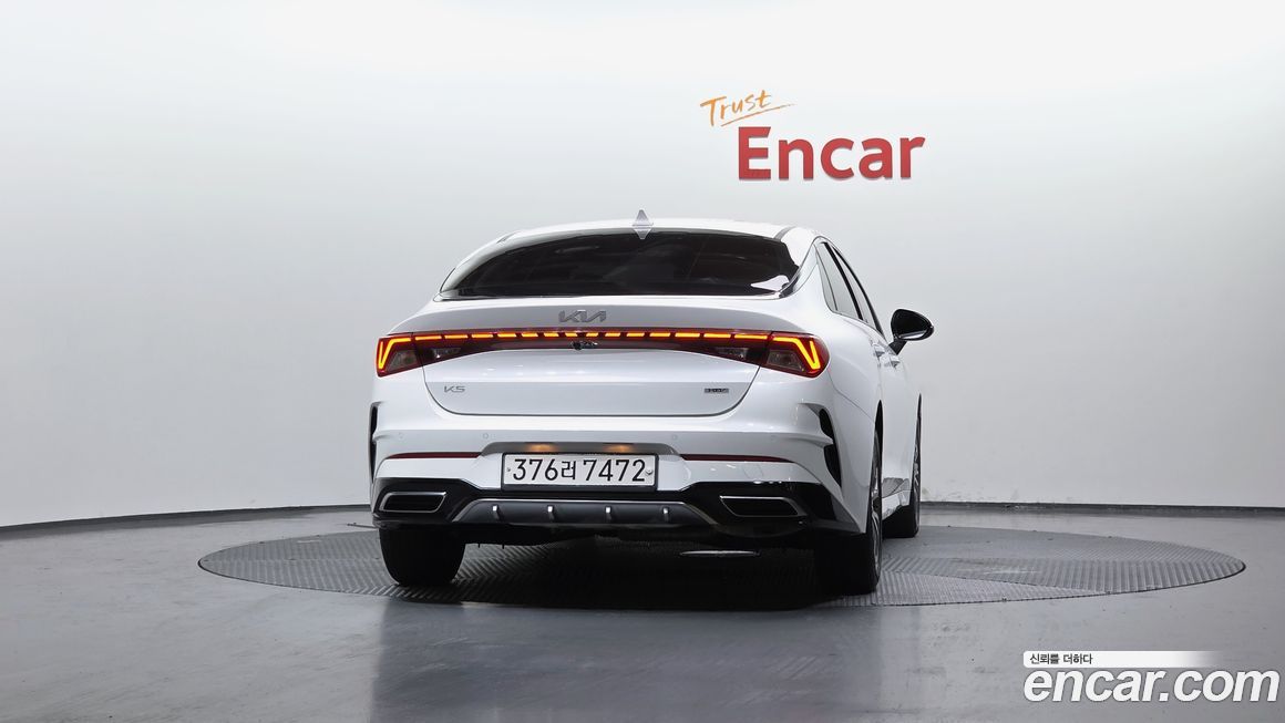 Kia K5 2023