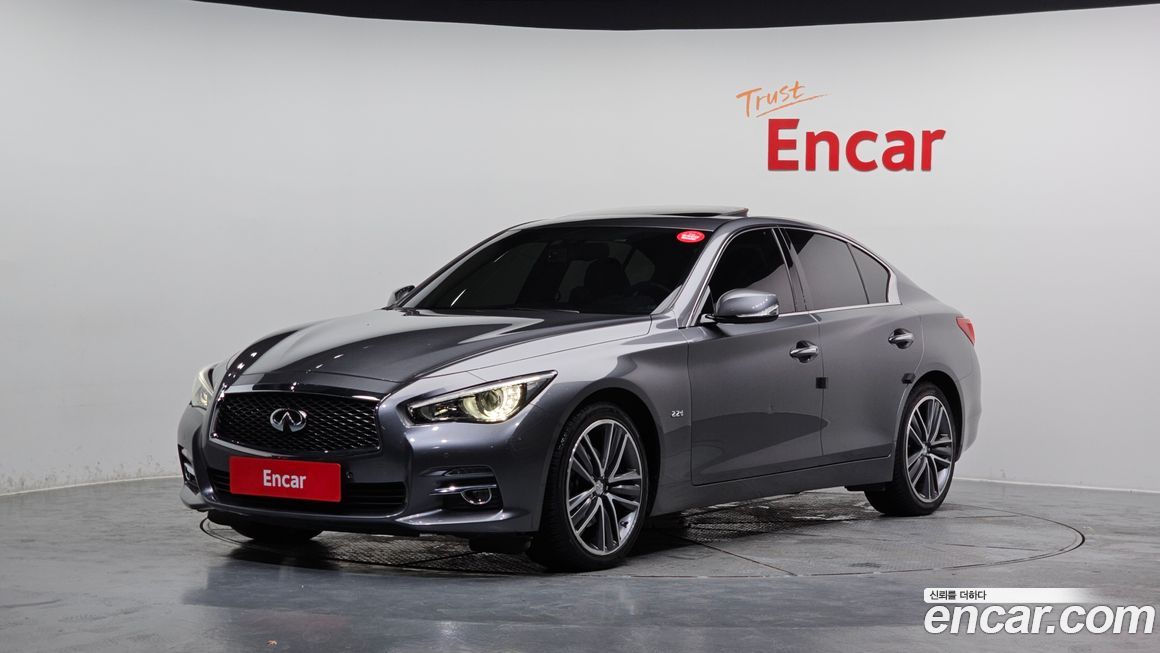 Infiniti Q50 2016