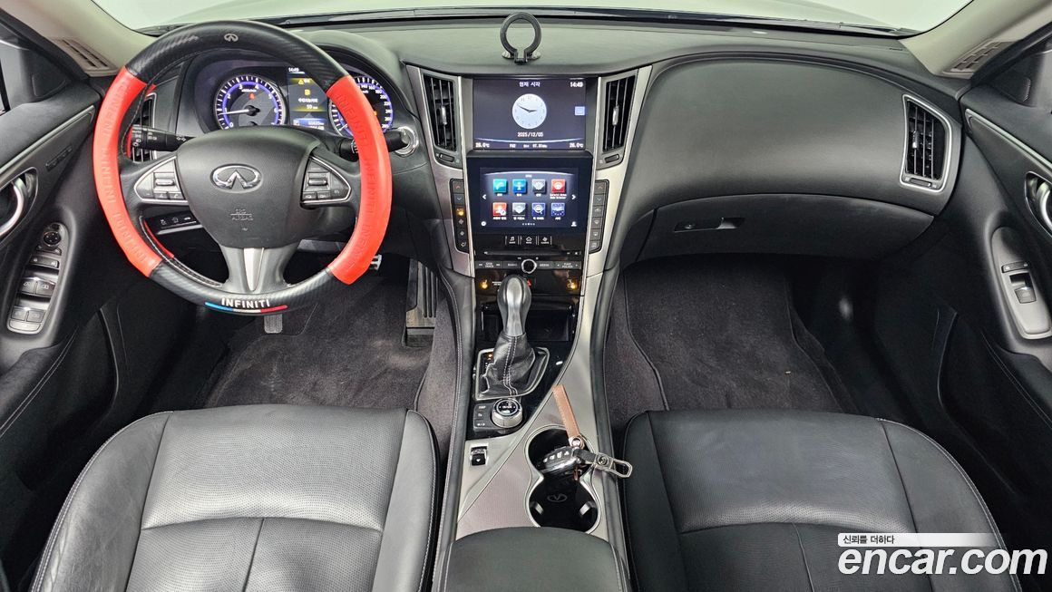 Infiniti Q50 2016