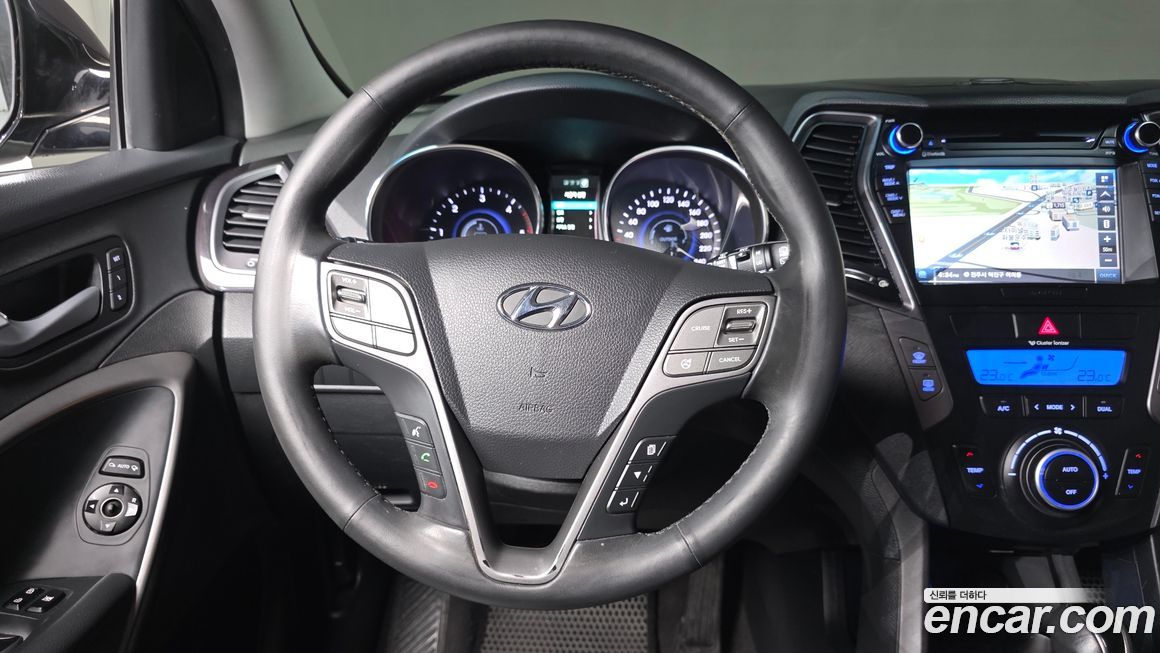 Hyundai Santafe 2015