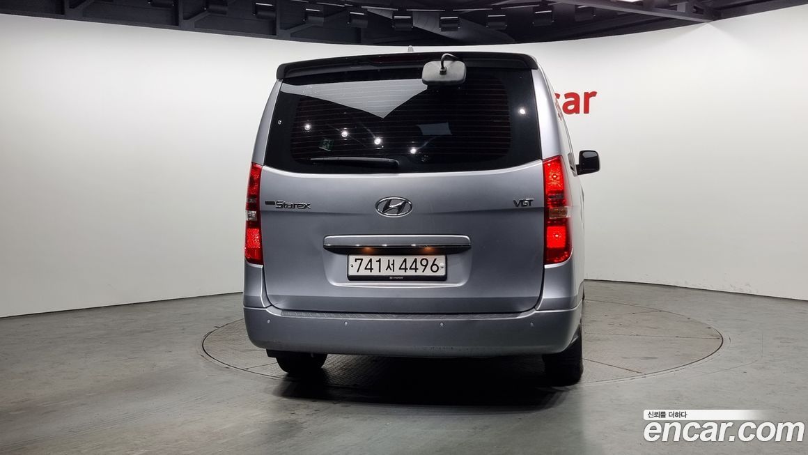 Hyundai Starex 2018