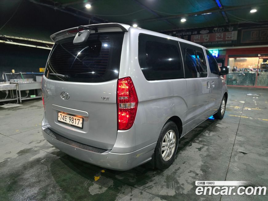 Hyundai Starex 2016