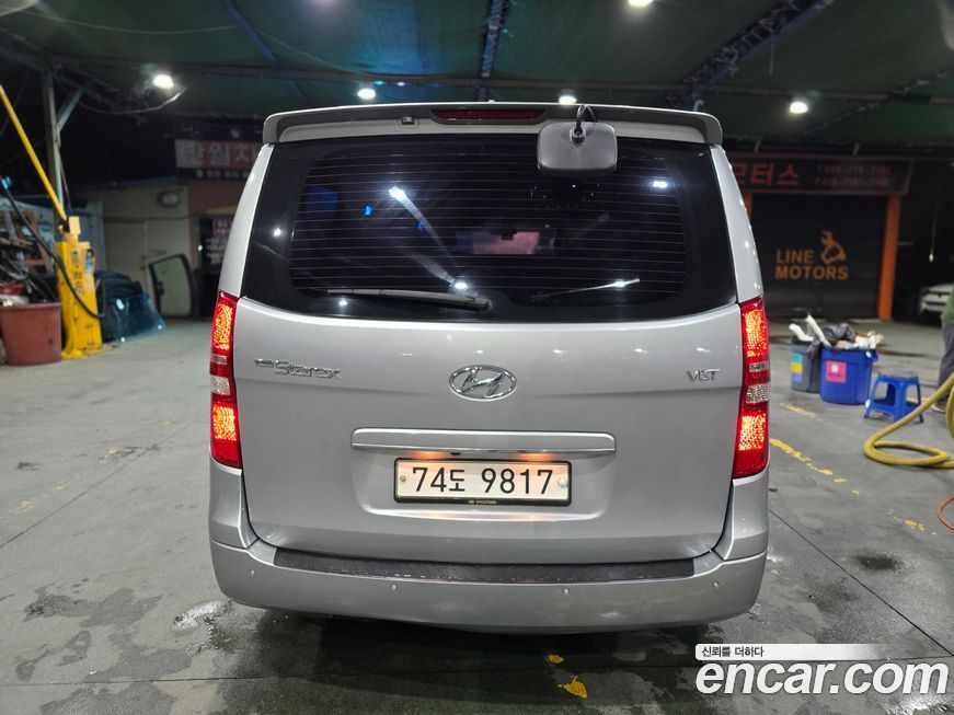 Hyundai Starex 2016
