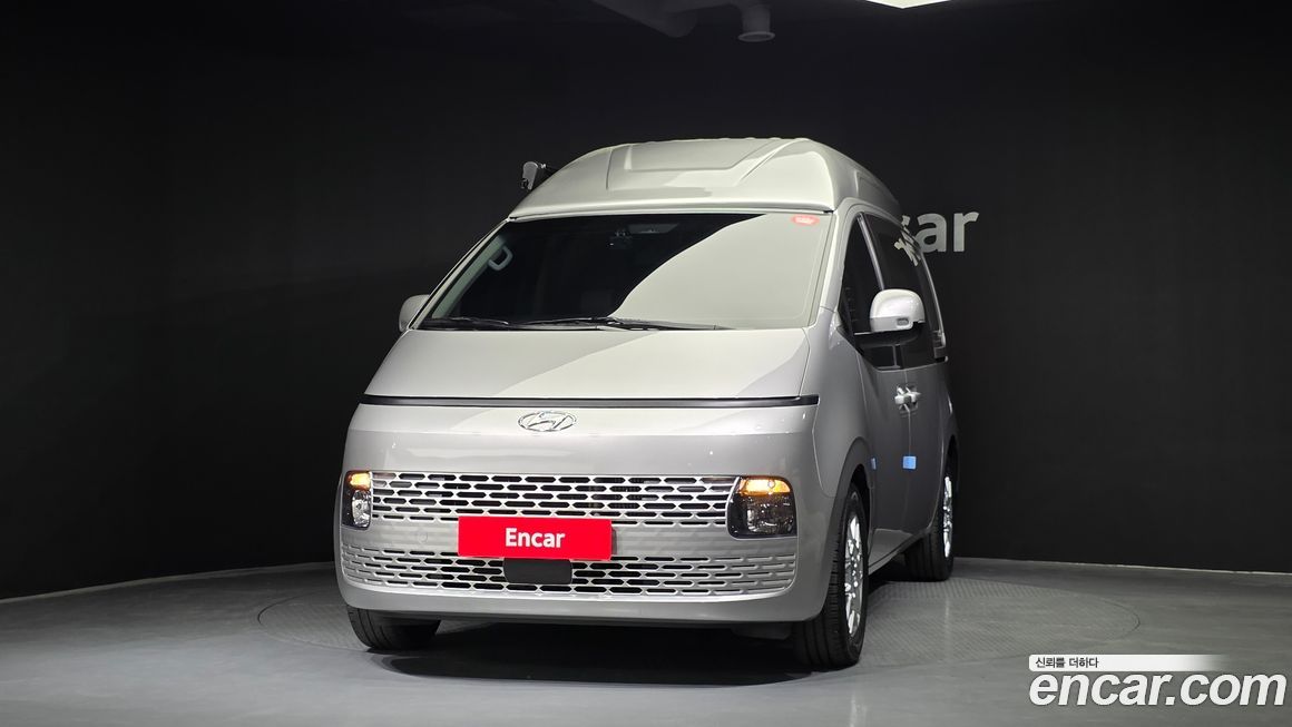 Hyundai Staria 2022