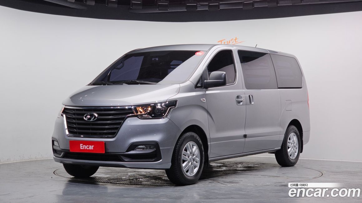 Hyundai Starex 2019