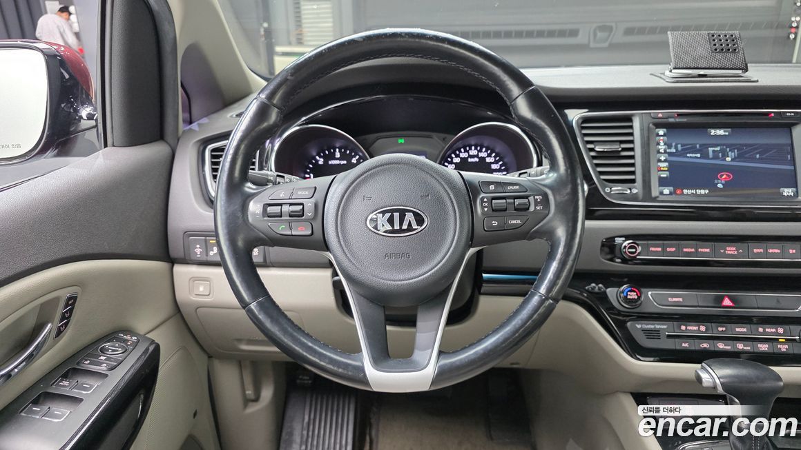Kia Canival 2018