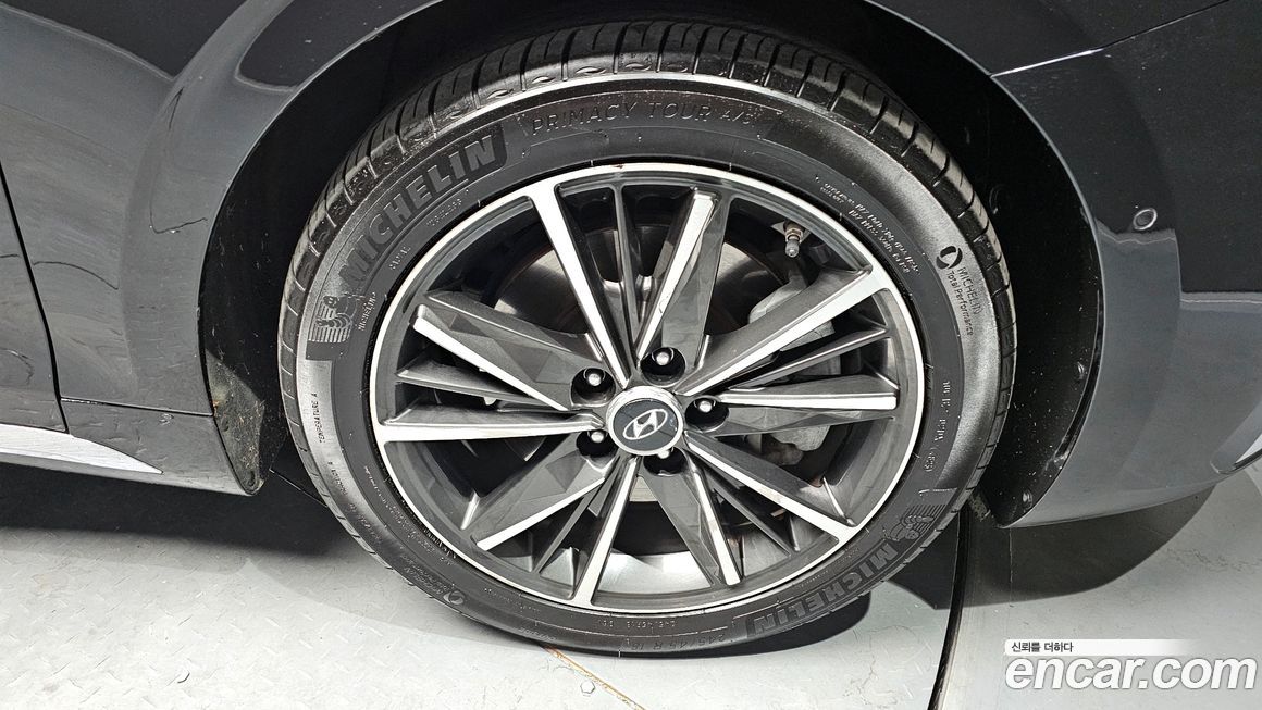 Hyundai Grandeur 2021