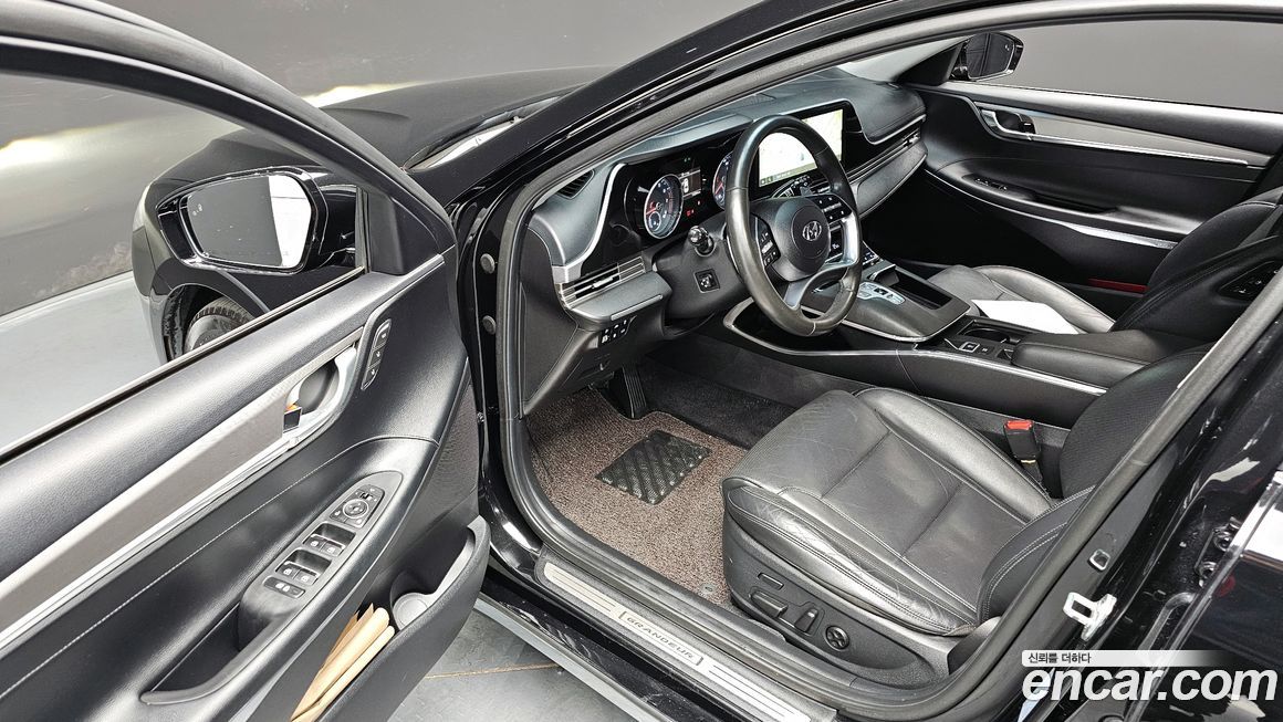 Hyundai Grandeur 2021